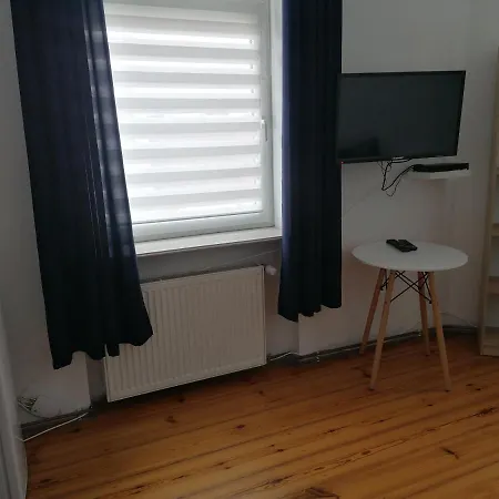 Tulip - 5 Ze Wspolna Lazienka I Kuchnia * Szczecin